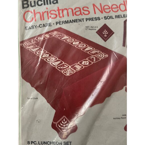 Bucilla Christmas Needlecraft Luncheon Set Kit 1909 "Holiday Ornaments" 8 Pieces - Picture 3 of 12